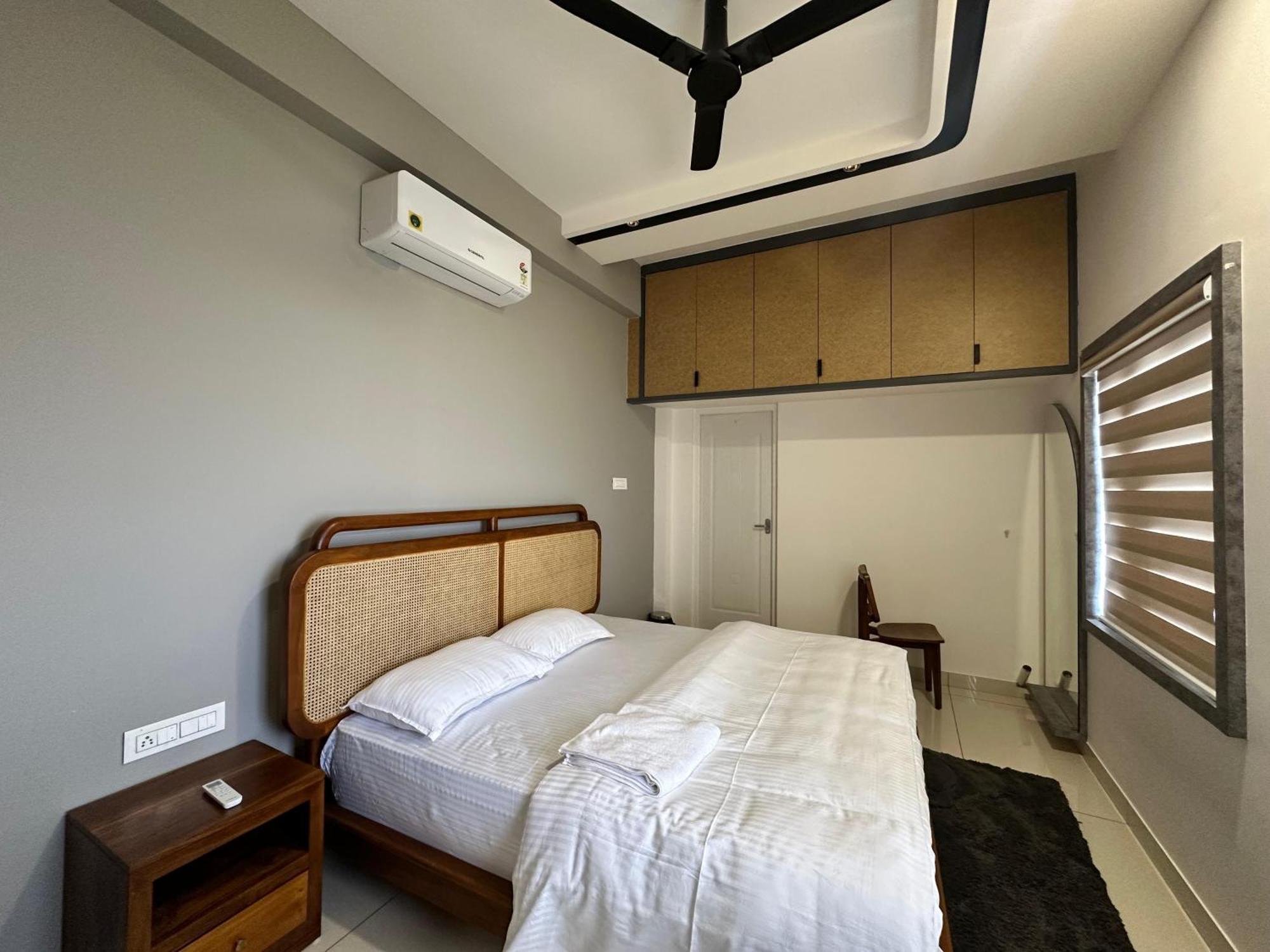Thulasi Avenue Inn Pollāchi 외부 사진